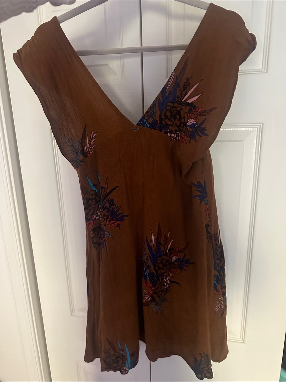 O’neil Women’s Floral V-Neck Dress - Picture 3 of 3